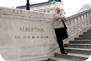 Gregor Oezelt bei der Albertina